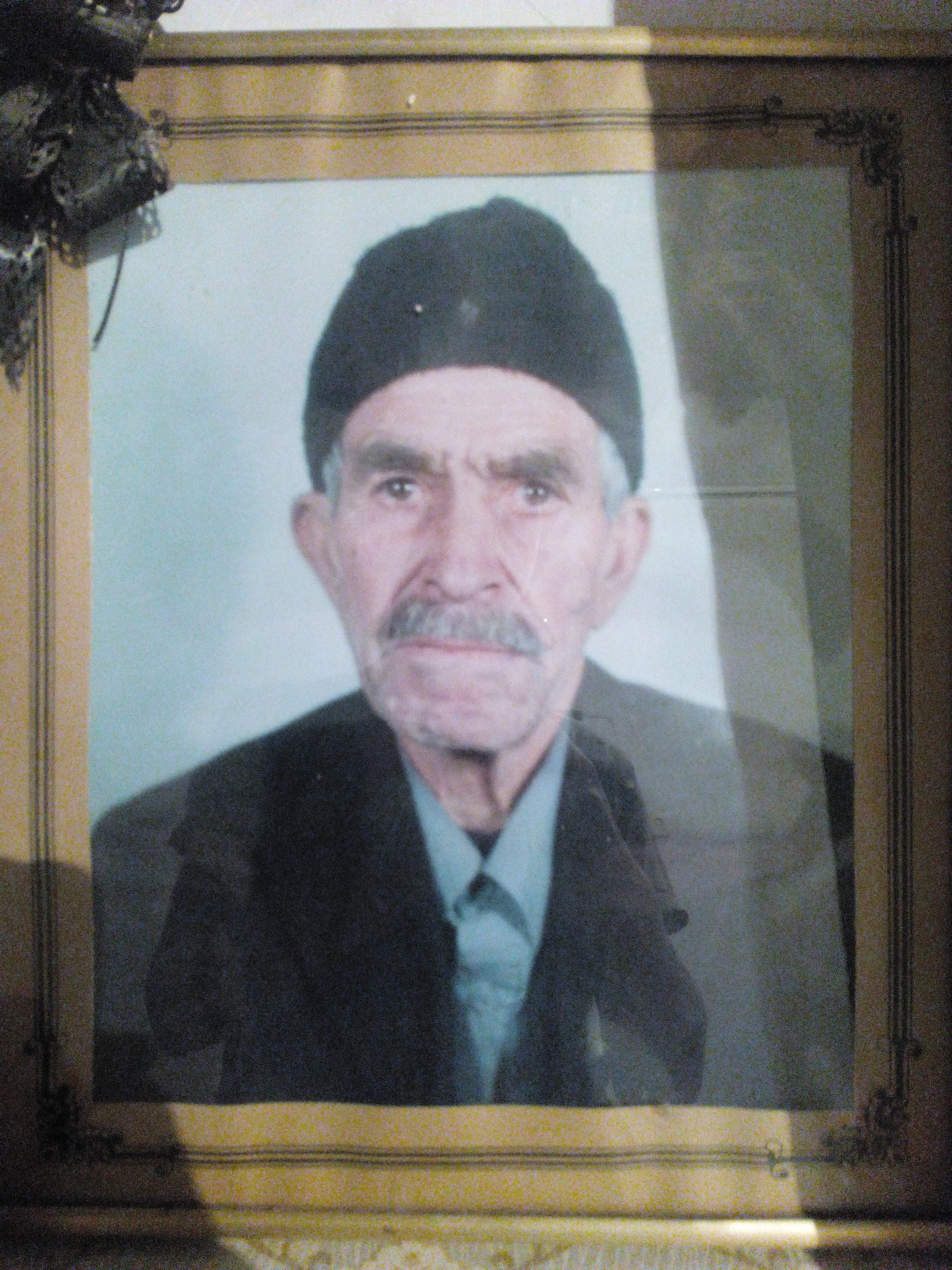 زنده یاد بابامحمد عاشورزاده