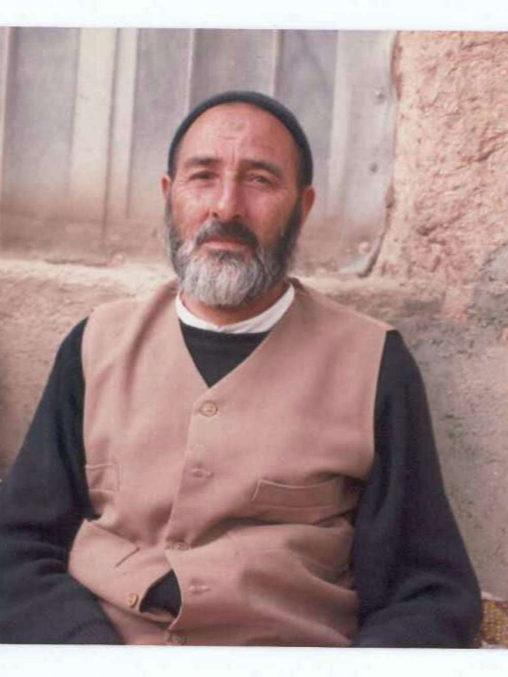 سید علی قدمگاهی