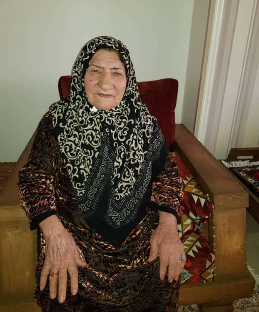 مادر بزرگ مهربان حاجیه خانم معصومه صحرایی