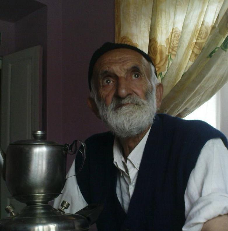 حاج علی حقیقت خواه
