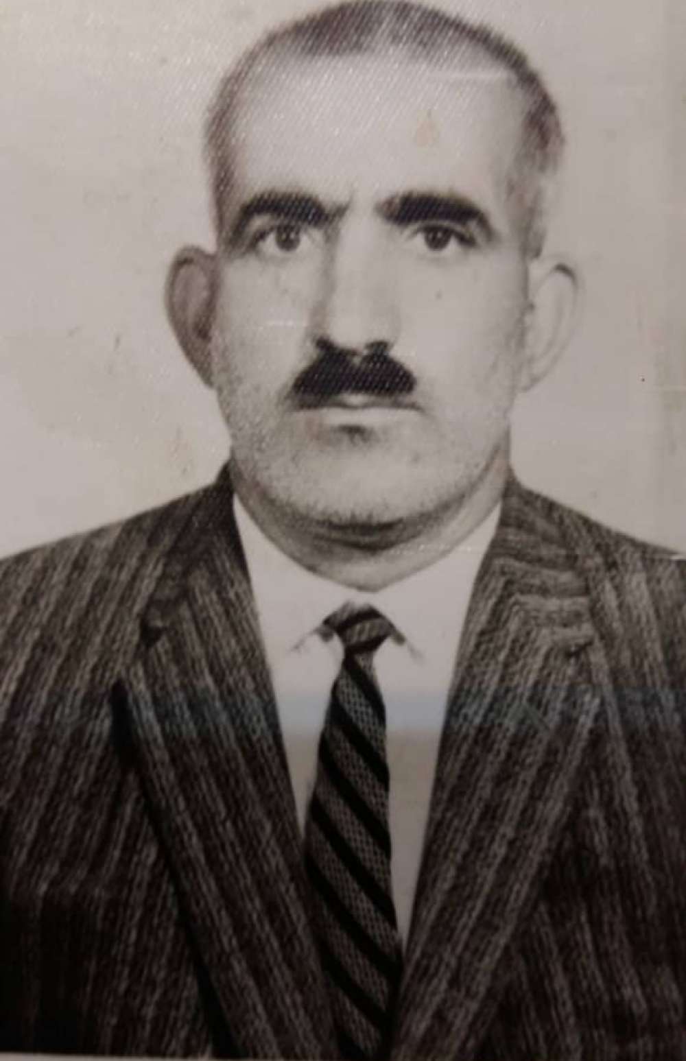 شادروان حاج عباس اکبری
