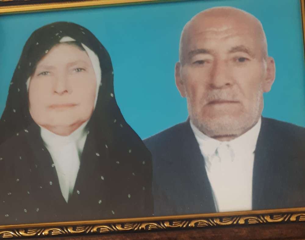زنده یاد حاجیه زهرا شریفی وحاج حسن رزانی