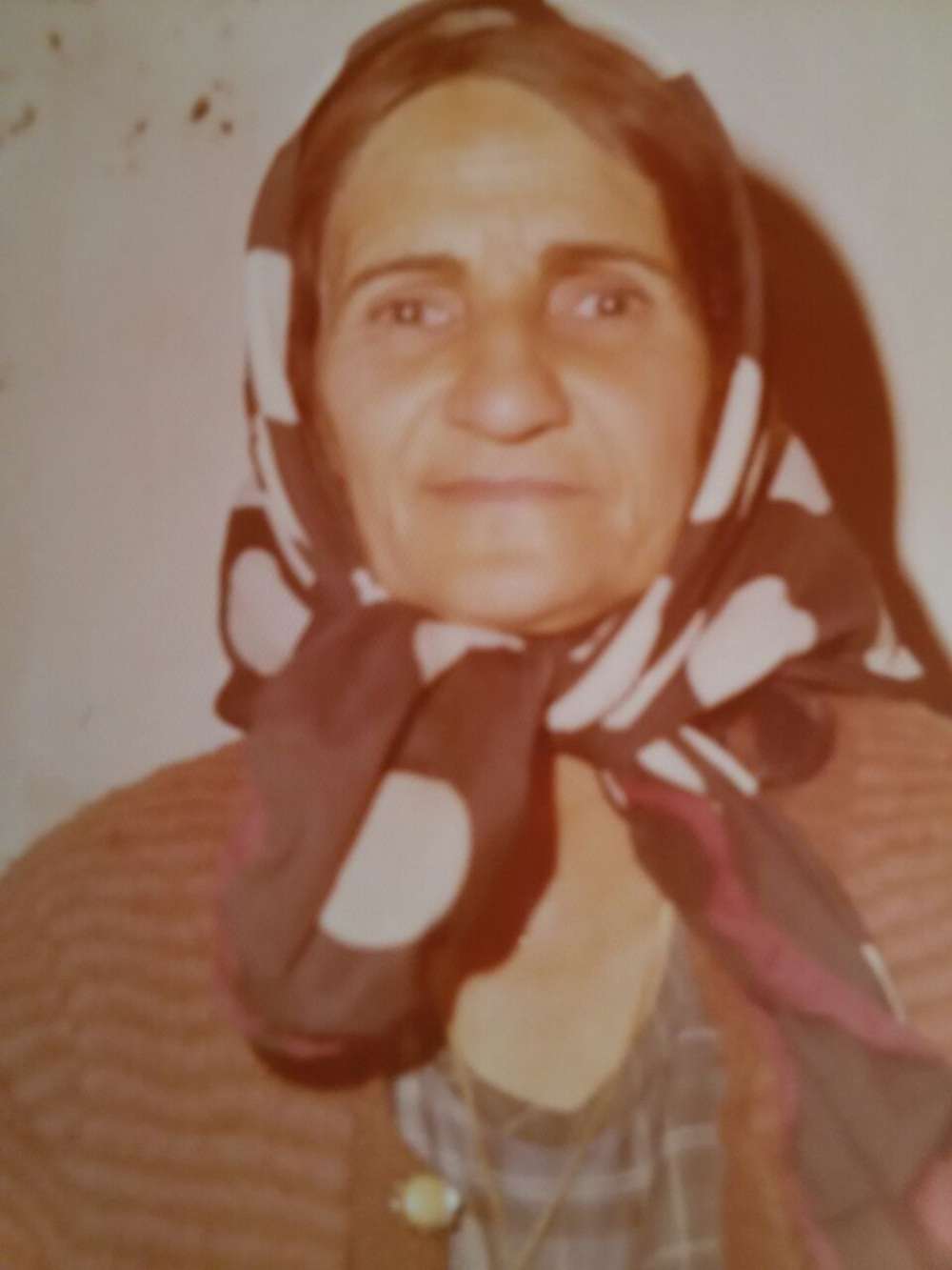 مادر بزرگ‌ ربابه خراسانی پور