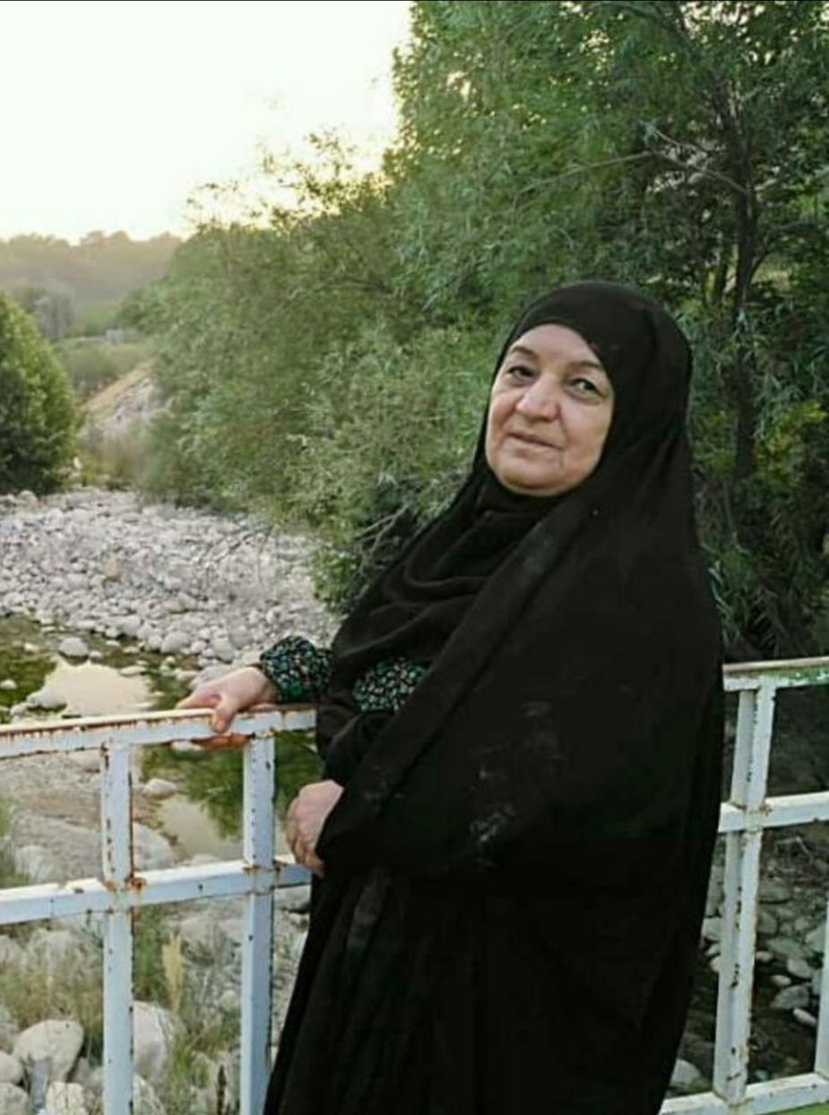 یادبود شادروان مادر عزیزمان سیده خانم جان موسوی شیرازی
