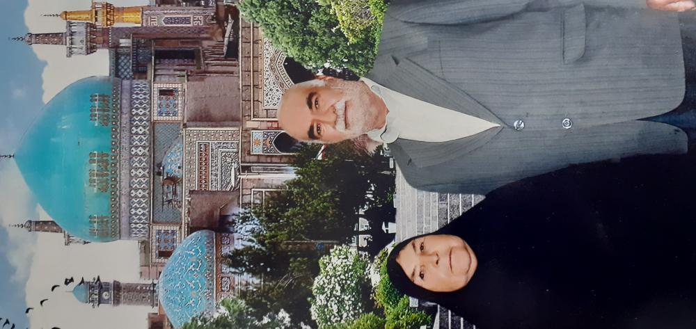 یادبود شادروان رستم(حاج اکبر) و فاطمه خانم رحیمی
