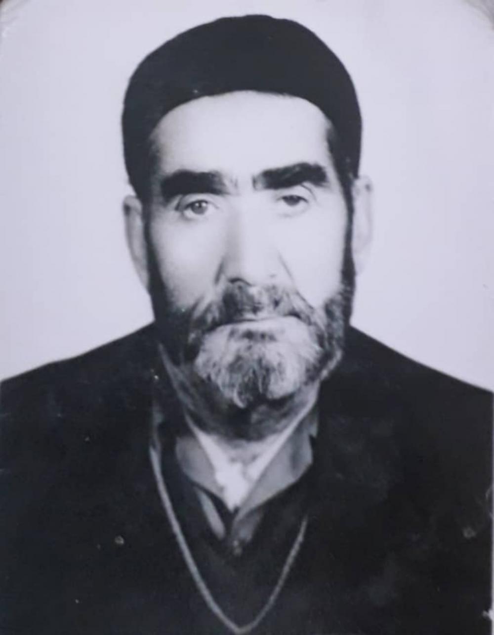 یادبود شادروان حاج علی اصغر چزانی شراهی