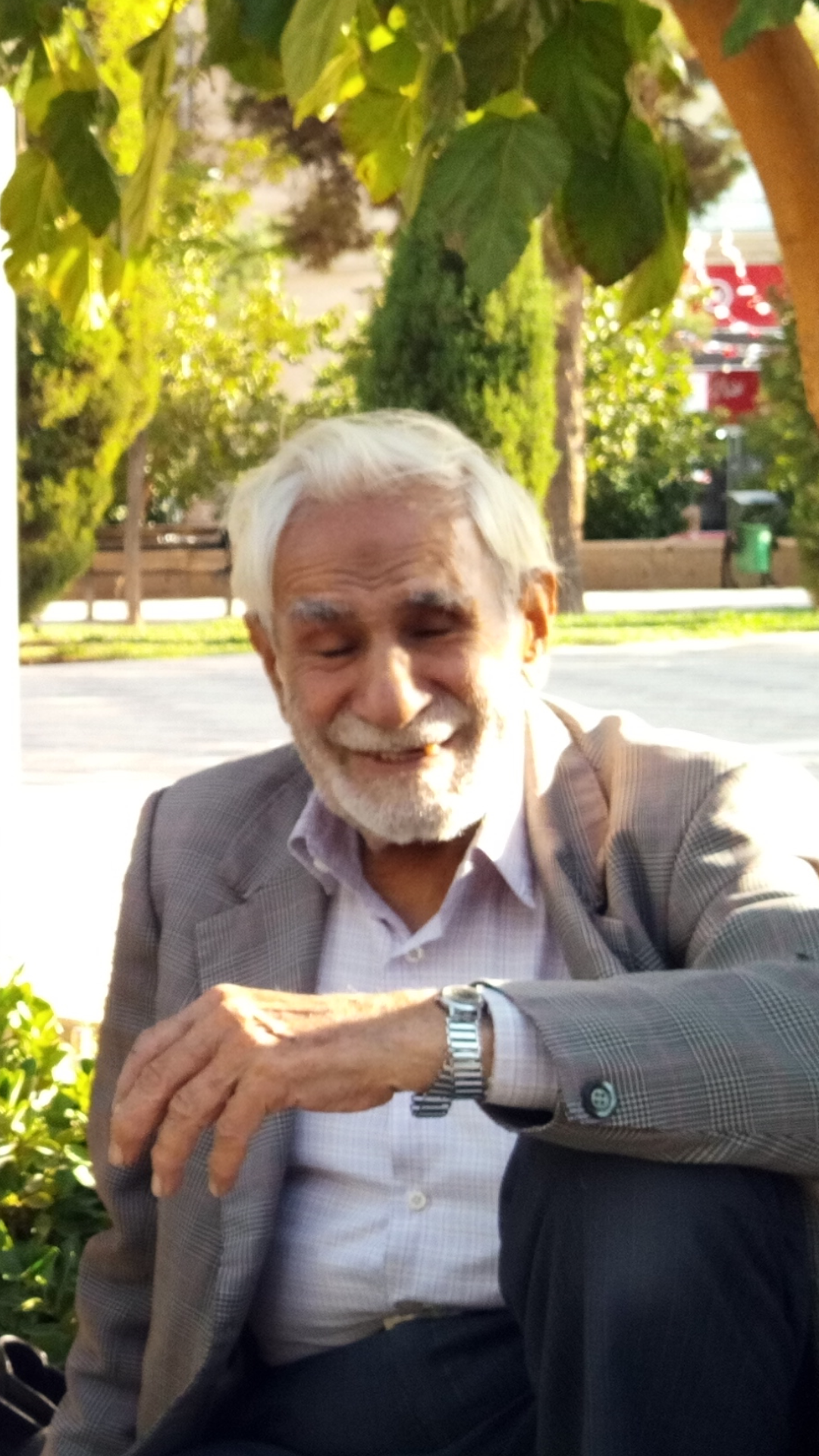 مرحوم مغفور، شادروان حاج میرزاحسین صالحی