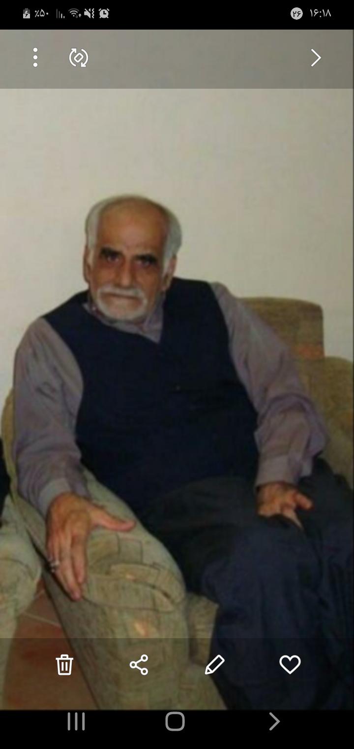 پدرم حاج علی اصغر حاتمی دارانی