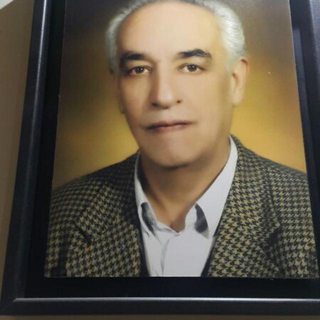 یادبود شادروان حاج محمد حسن بانویی