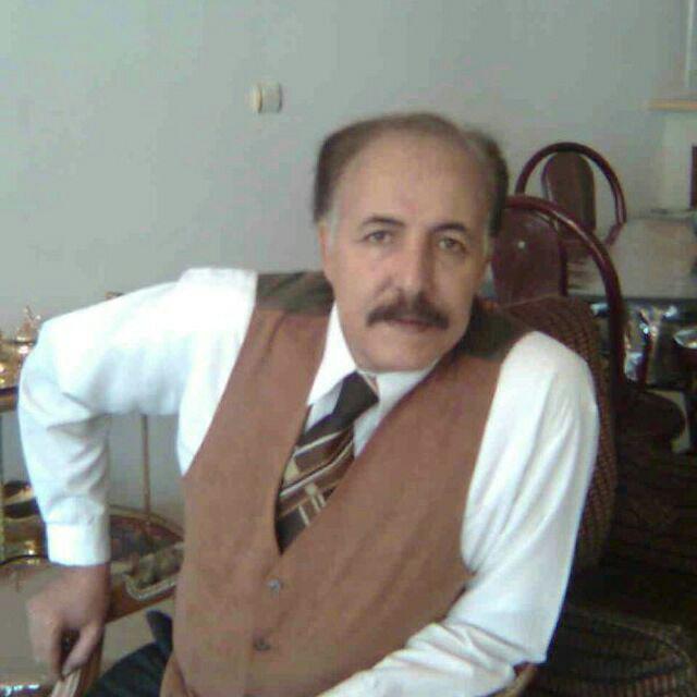 شادروان حاج محمود خان زاده
