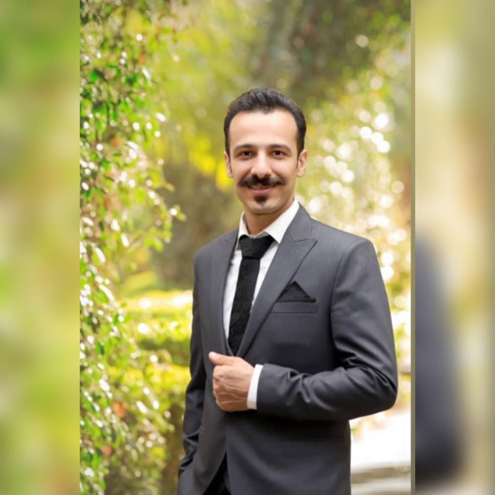 یادبود شادروان برادری وفرزندمهربان مجتبی(یاسین) مجتبی(یاسین)رمضانژاد