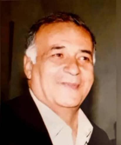 یادبود شادروان محمدتقی رستمی برتیانی
