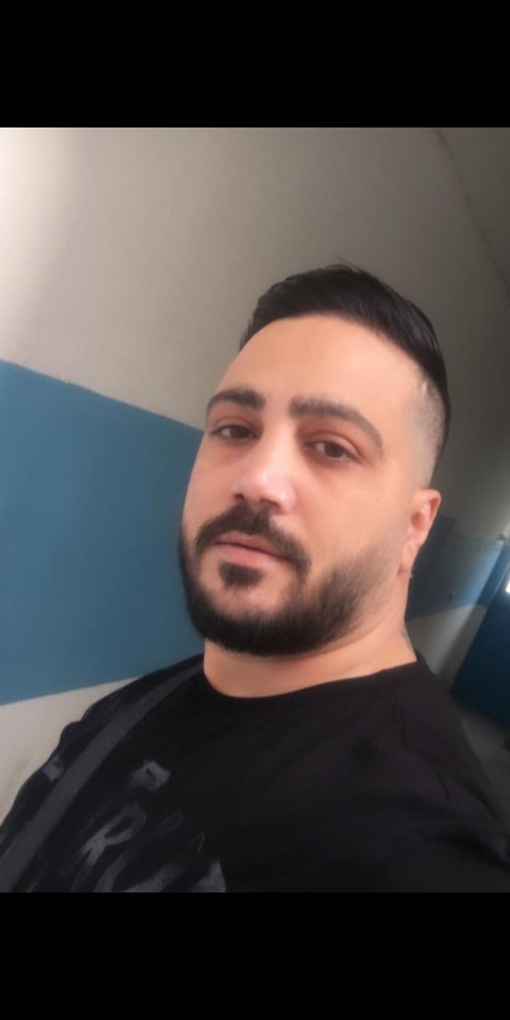 فرهاد سروری