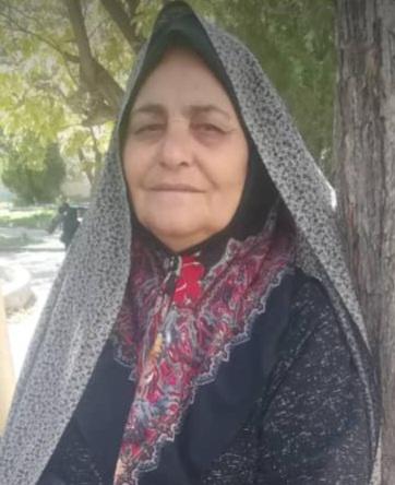 یادبود شادروان ایران کمالی