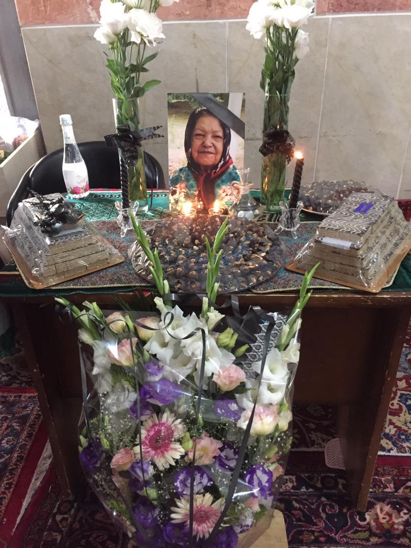 یادبود شادروان قمرتاج احمدی