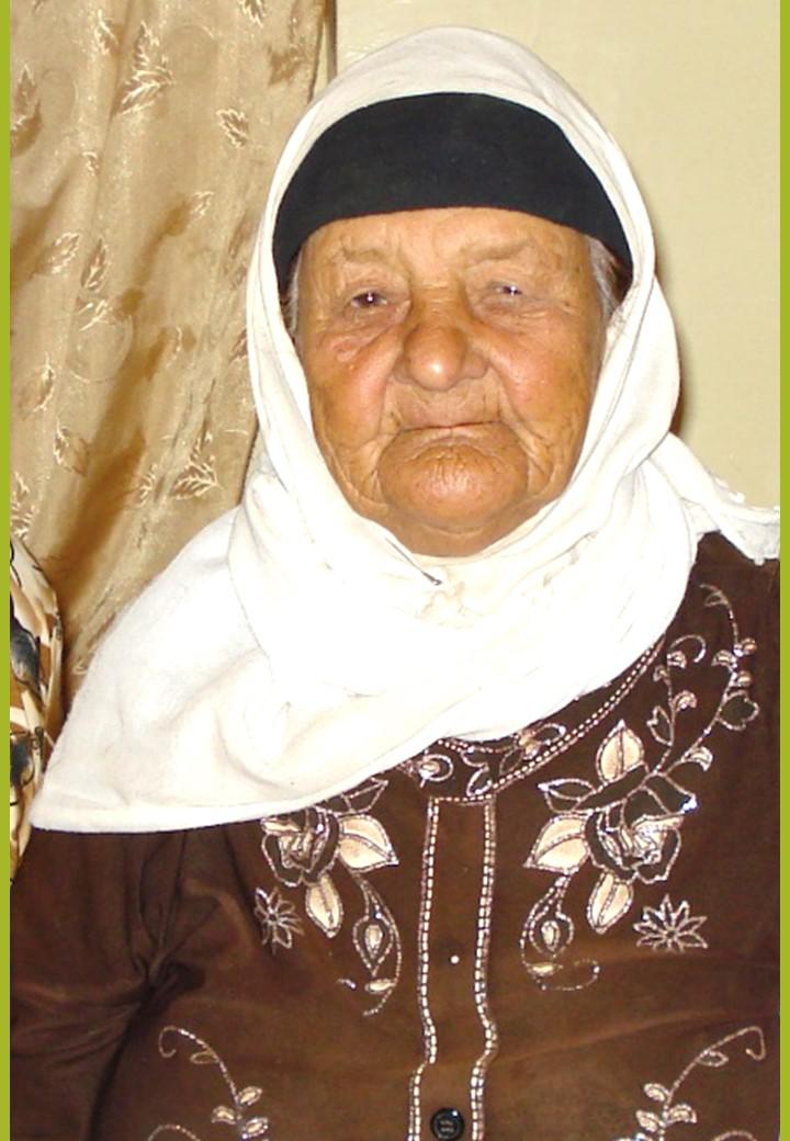 یادبود شادروان حاجیه خانم منور صادقپور لوشکانی