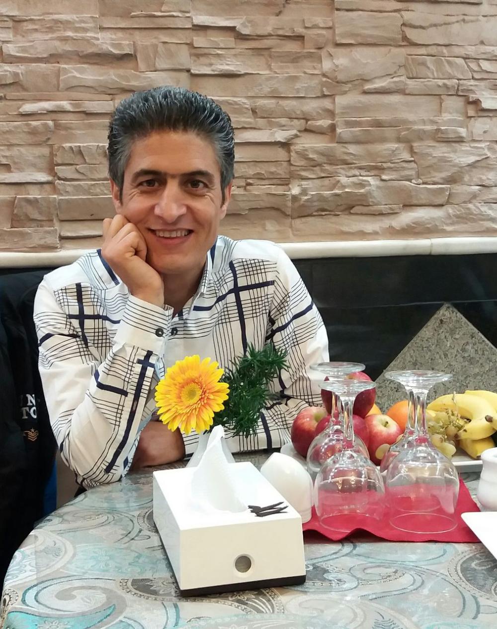 حسین احمدی