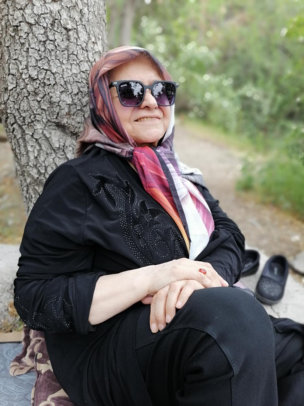 حاجیه خانوم فاطمه دراکار