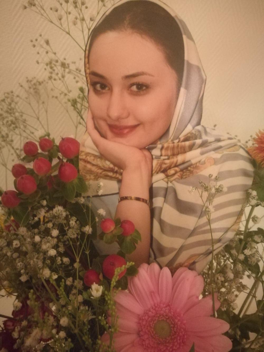 نگار گروجی