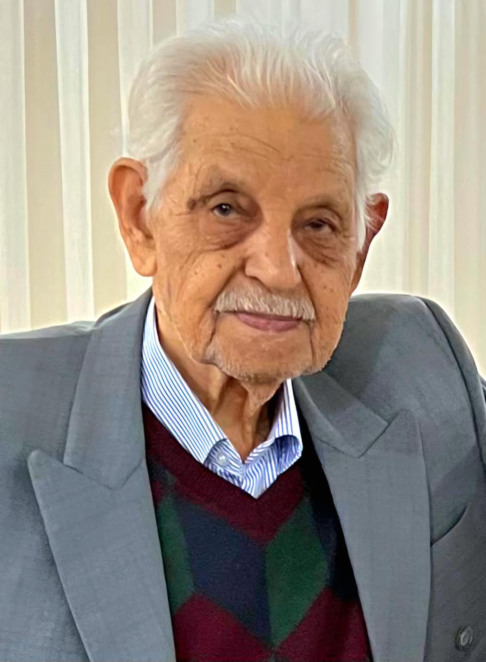 سالار رستگارمقدم