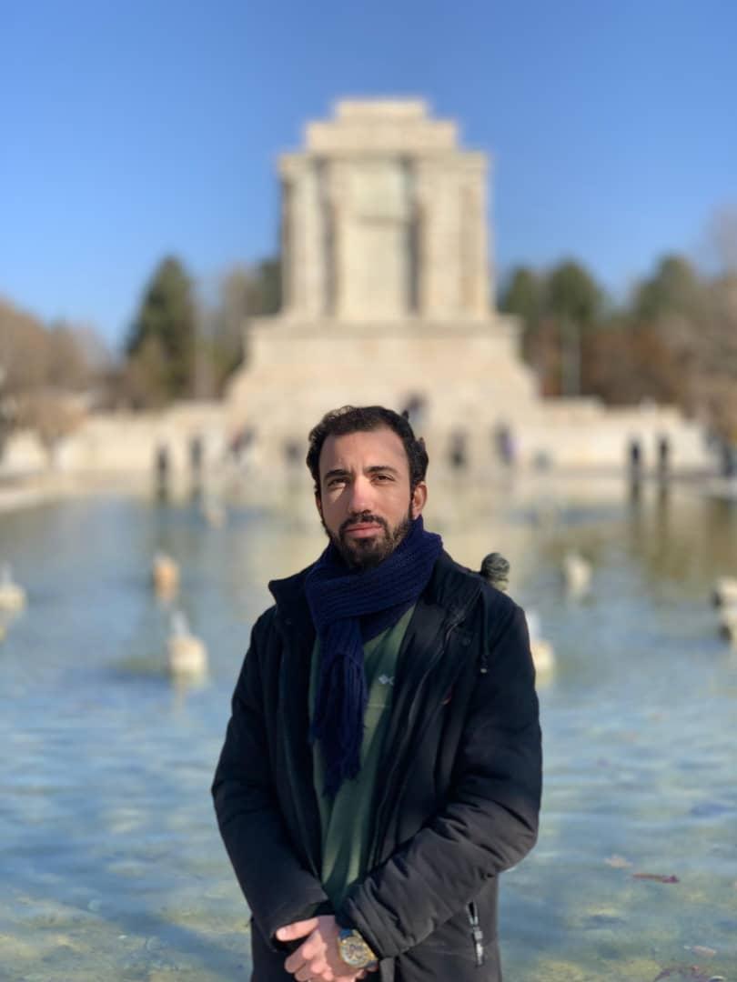 پوریا نکونام
