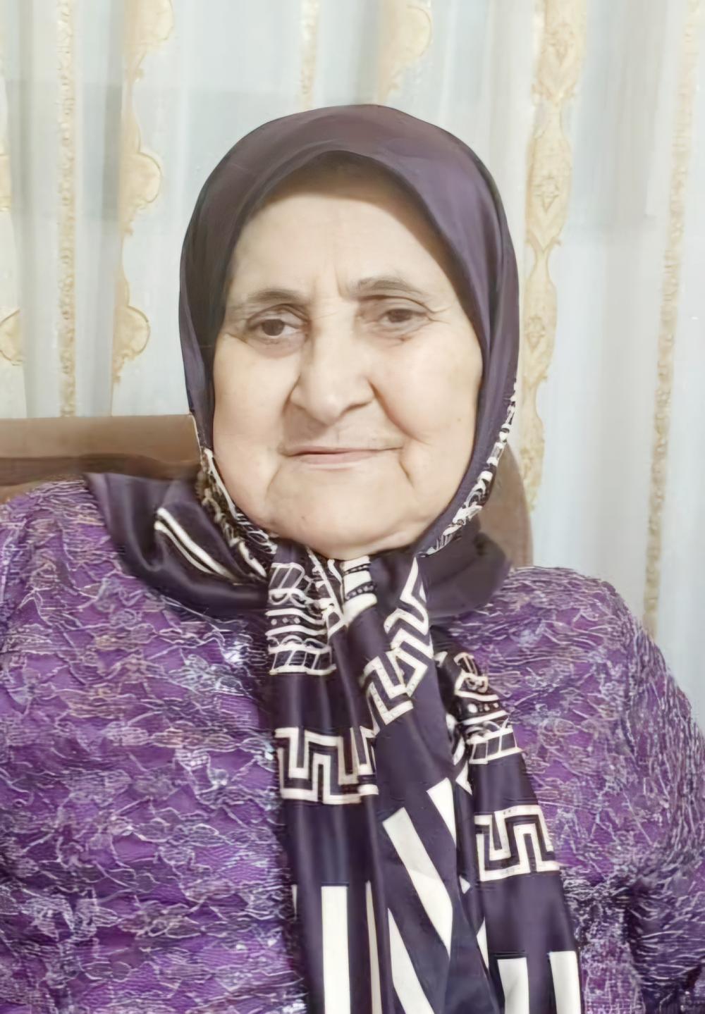 صغری همتی