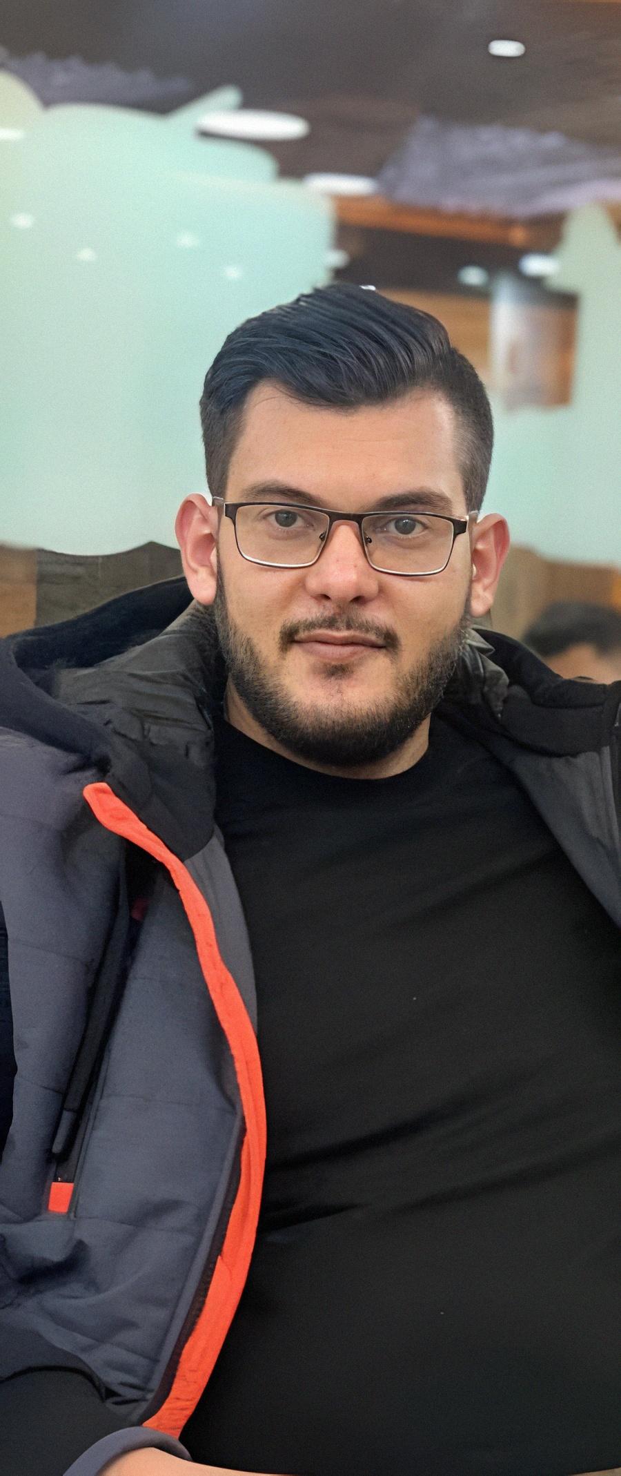 حسن بیت سیاحی