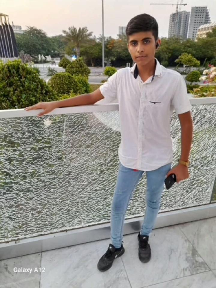 آرمان باقری