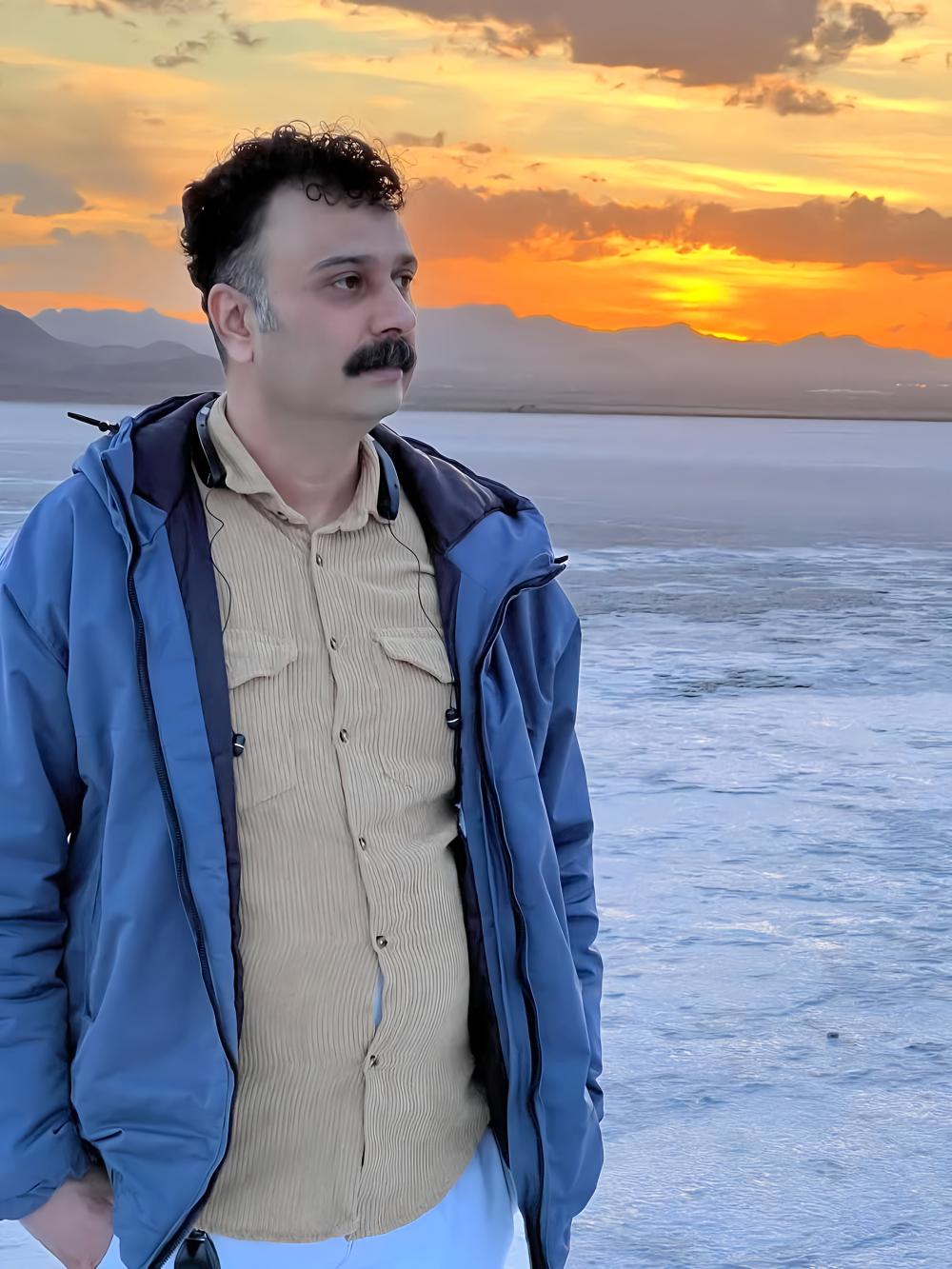 احمد حسینی نیا (آتش زاد)