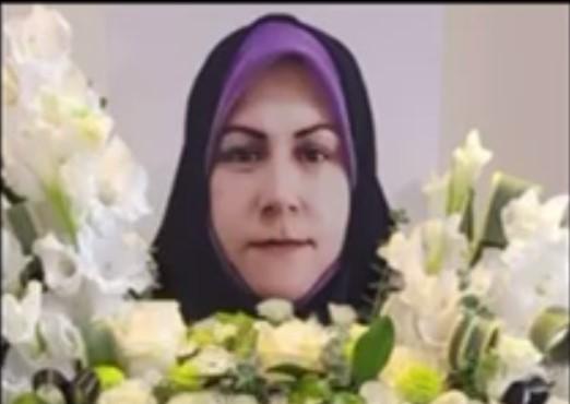 مهناز کارکن