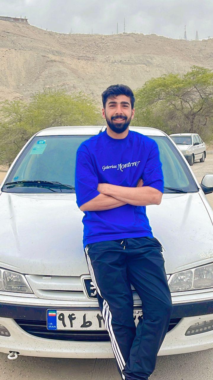 مصطفی احمدی پور