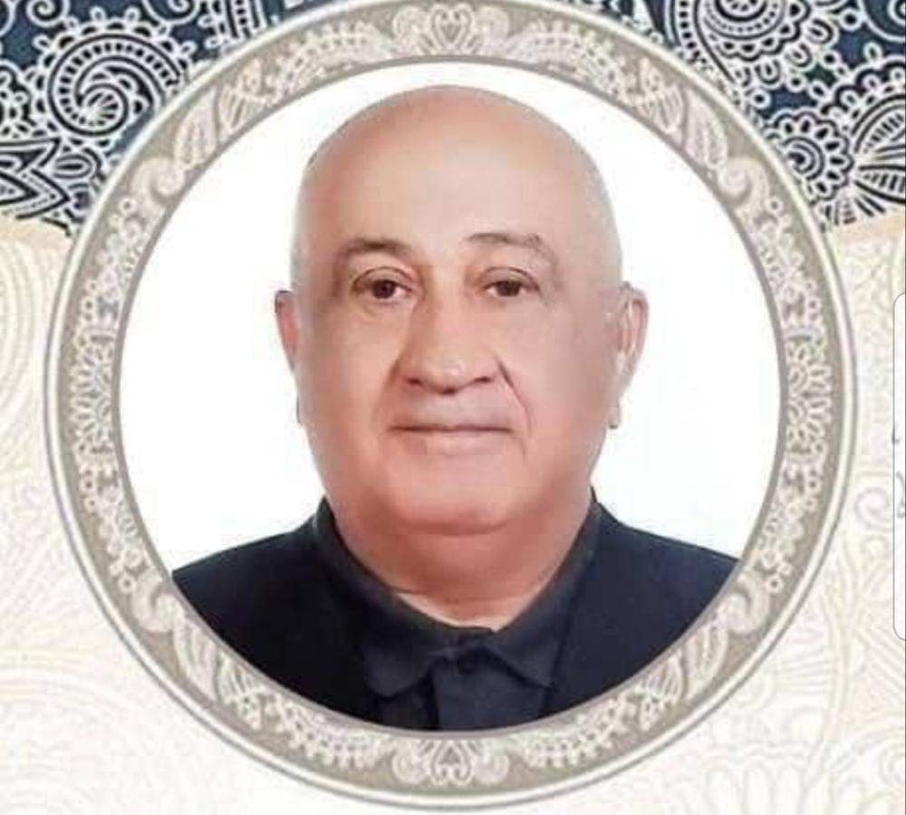 منوچهر آخوندزاده بستی