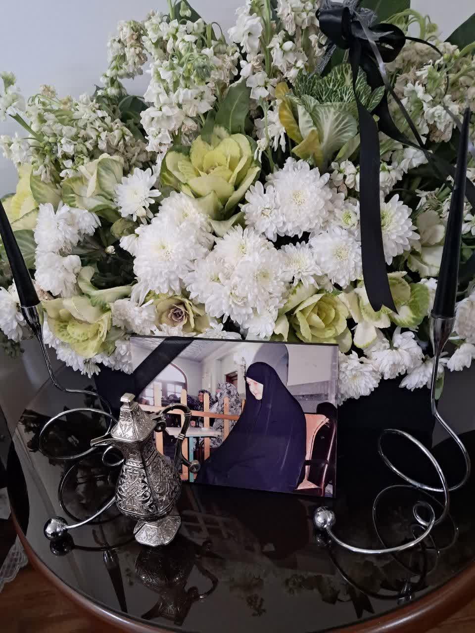 خاتون عاقل کهن