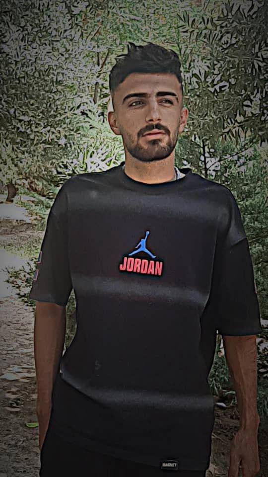 اشکان رستمی