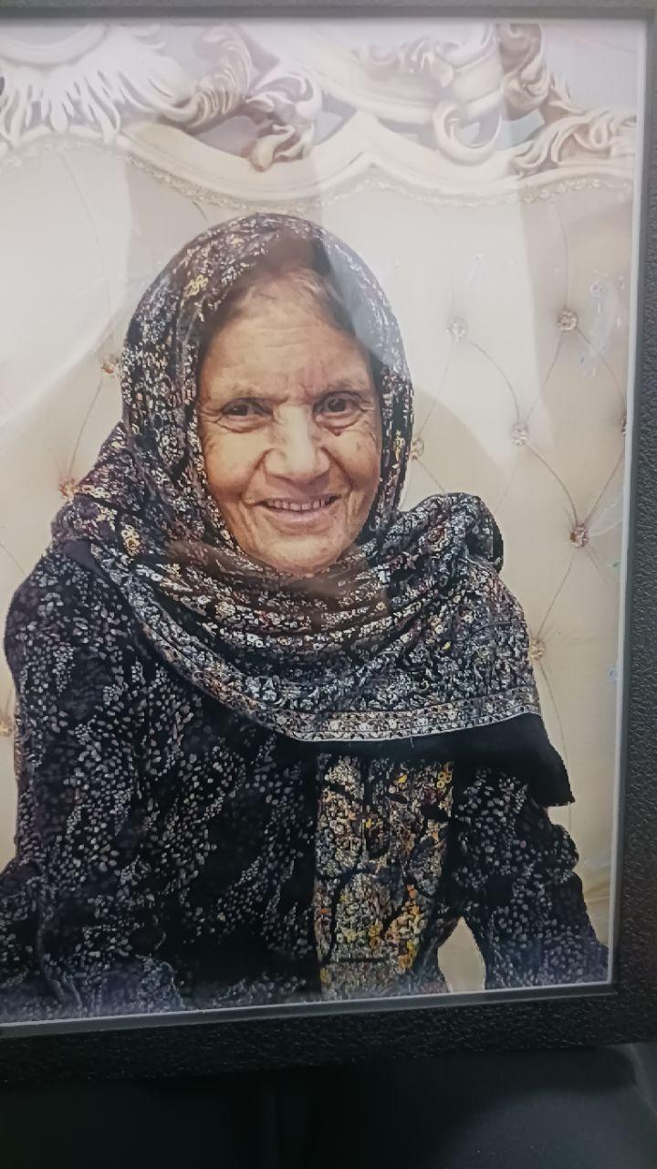 ثریا بزرگ نژاد