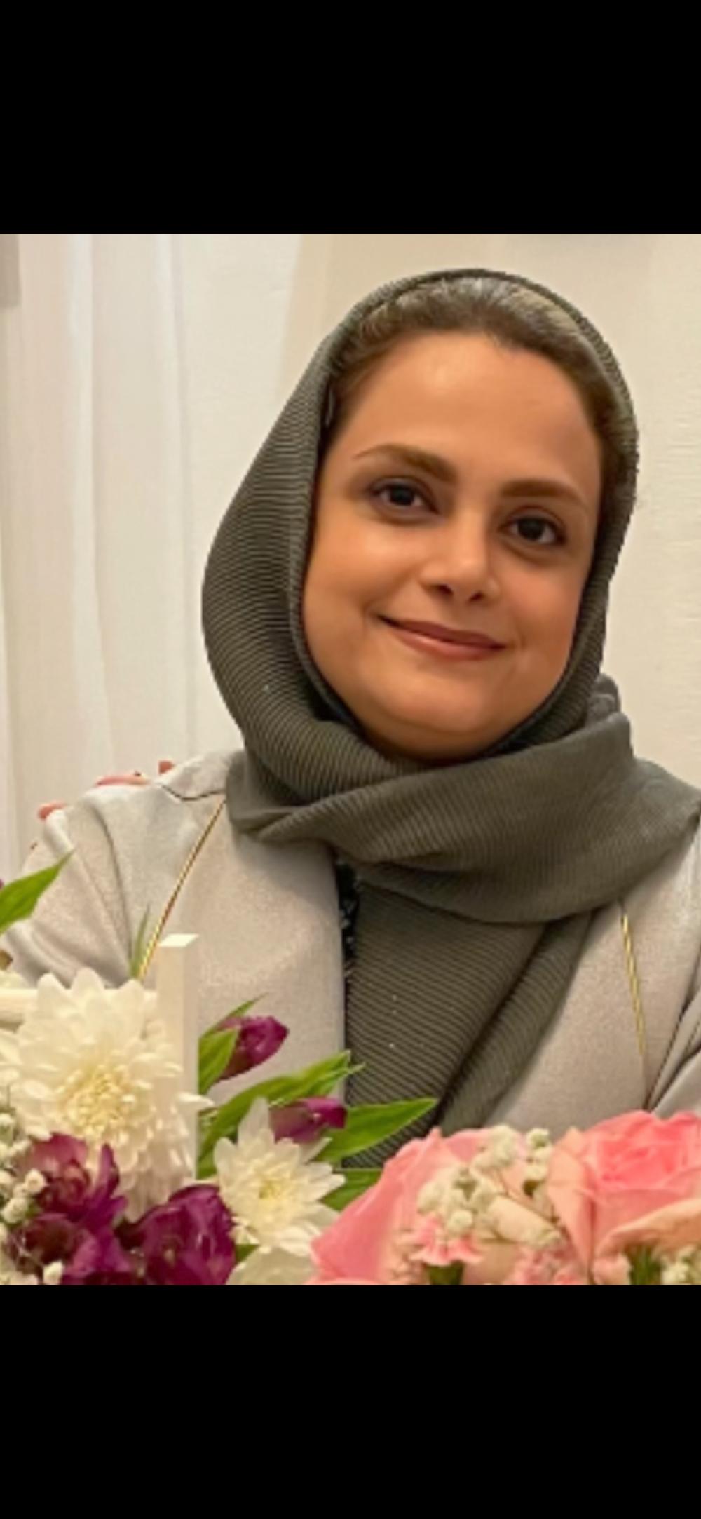 انسیه یکتامقدم