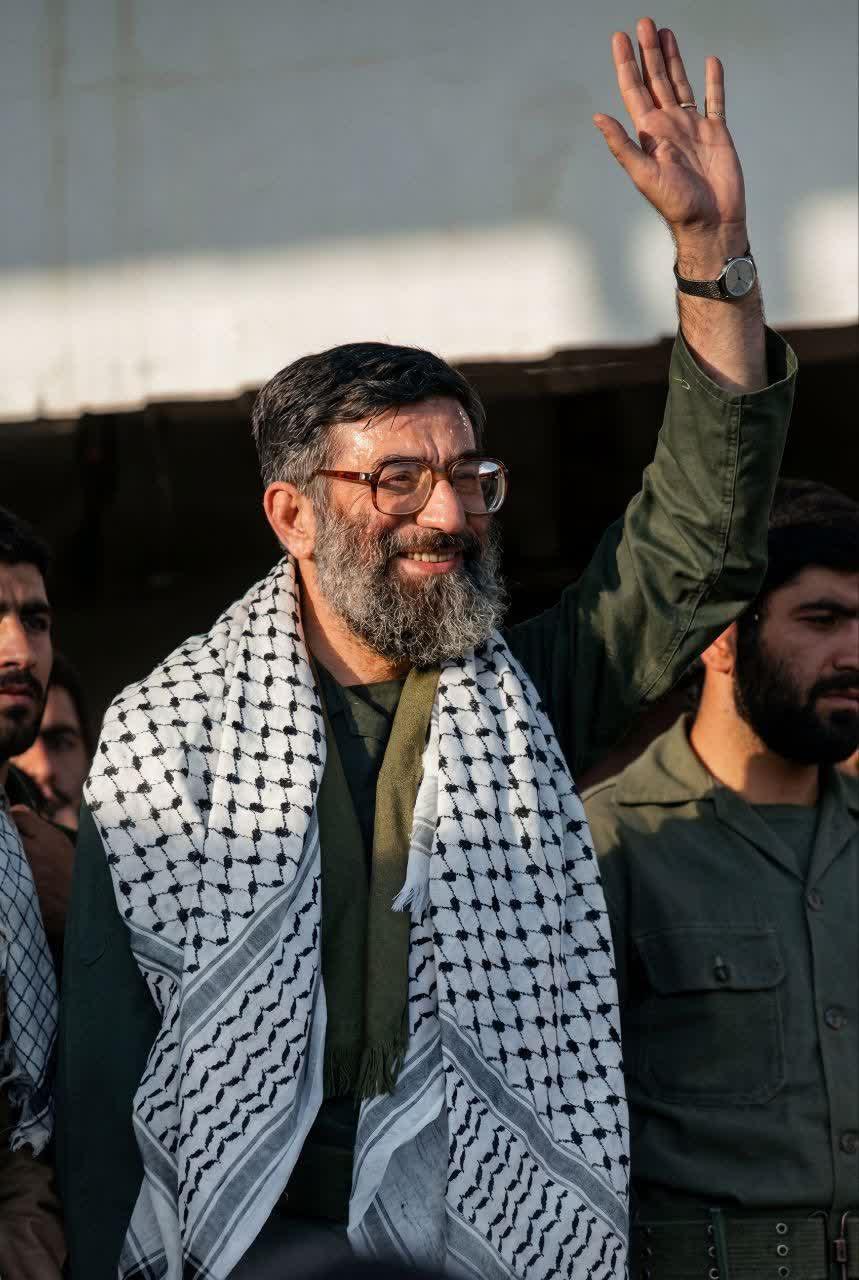 حضرت آیت الله سید علی خامنه‌ای