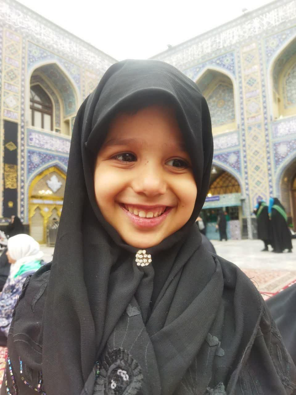 فرزانه مومنی