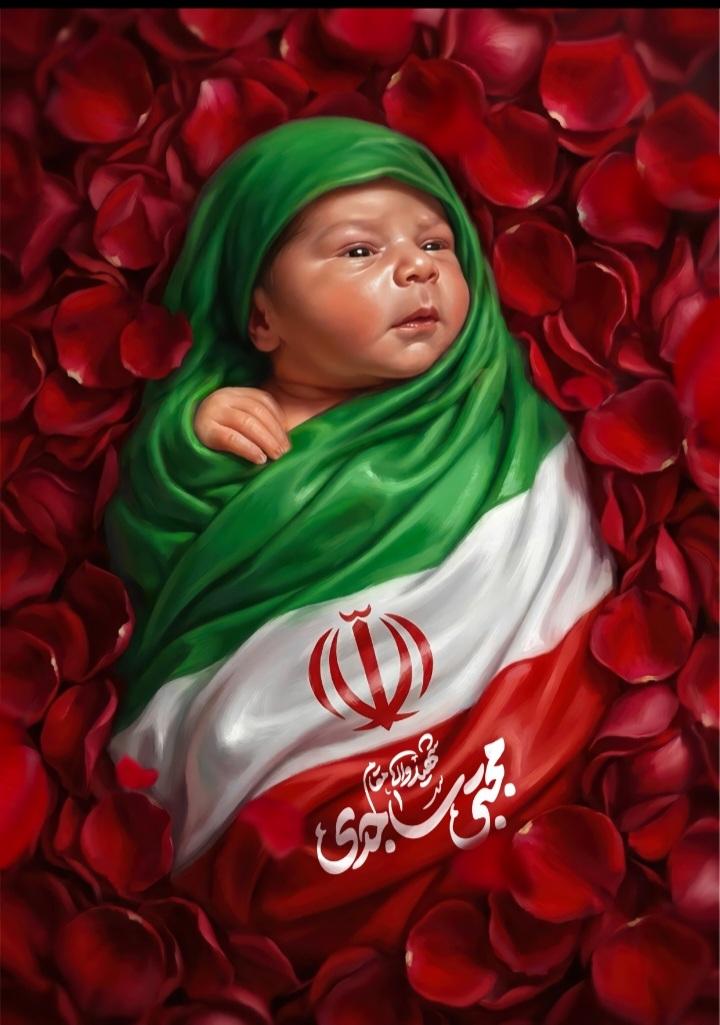 مجتبی و نورا.   و مادرشهیدشان ساجدی فر