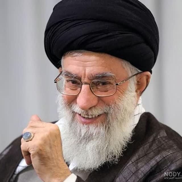 رهبر شهید سیدعلی خامنه‌ای
