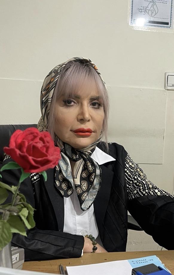 دکتر مینا کریمی