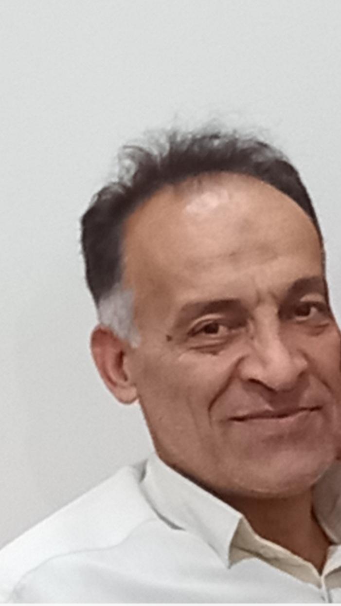 احمد طوفانی