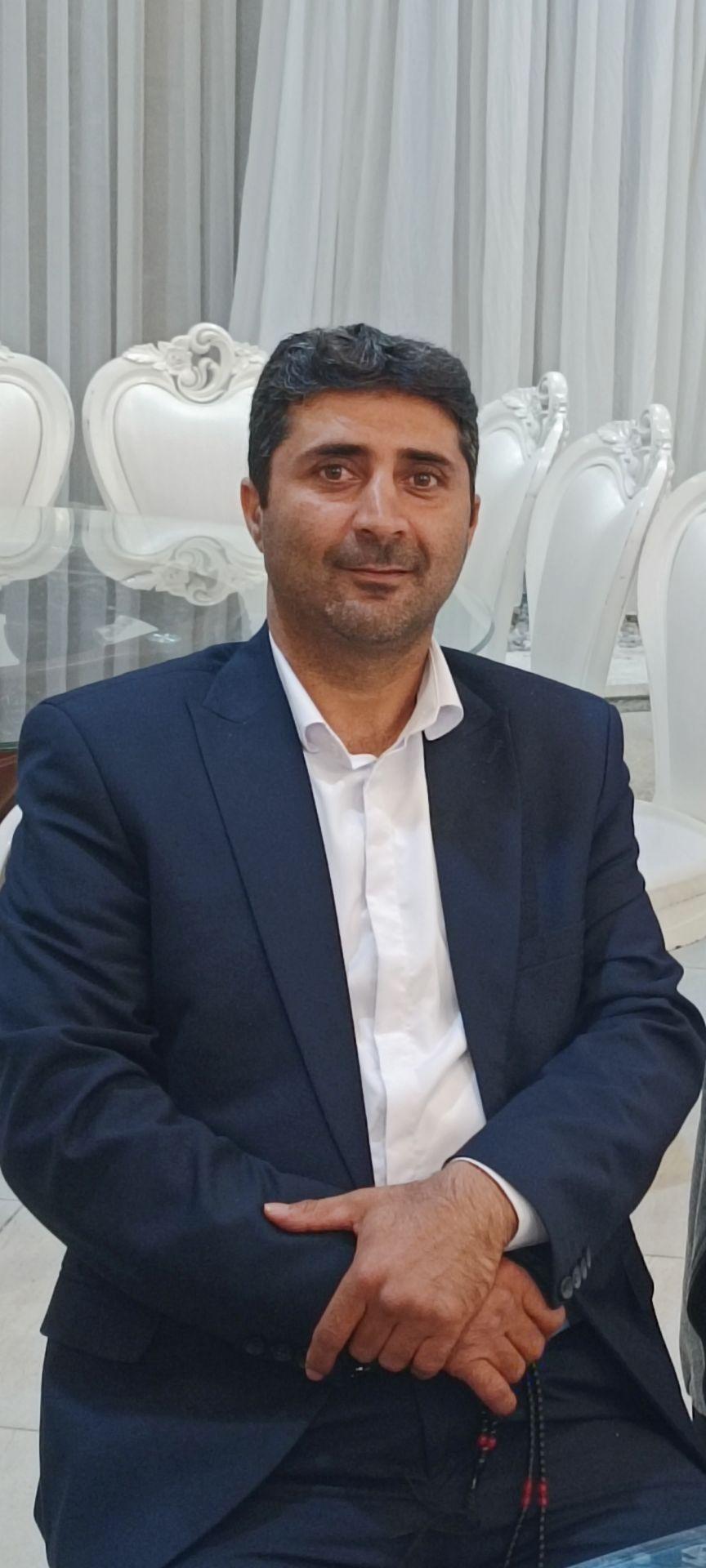 قادر آذریان