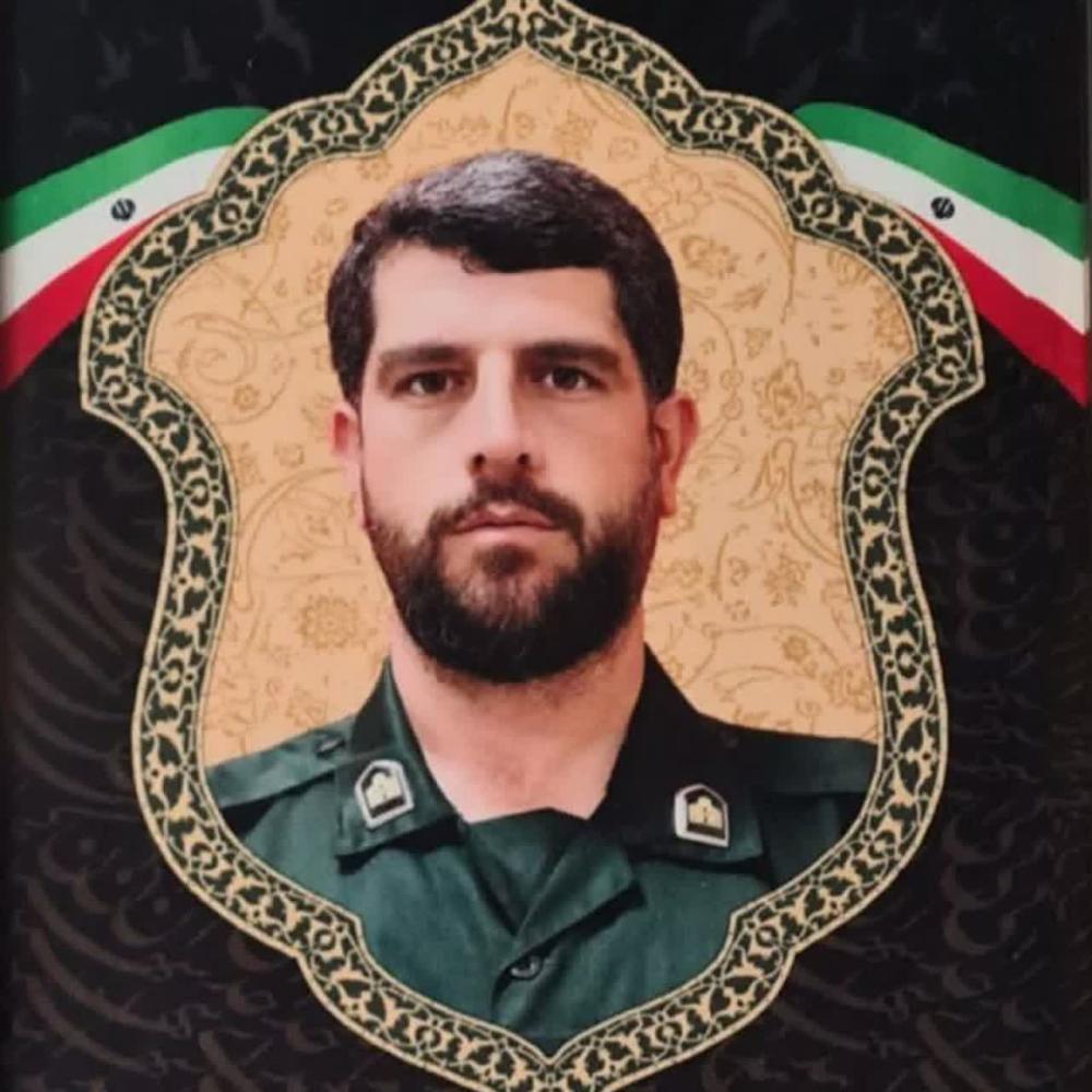 اکبر عزیزی