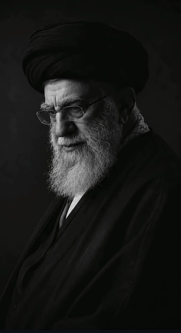 امام سید علی حسینی خامنه‌ای