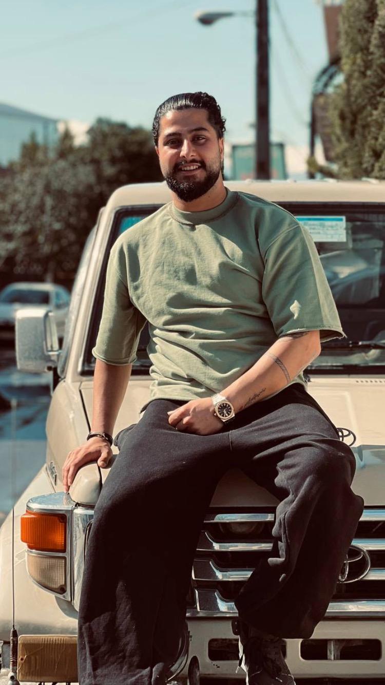 آرش باقری