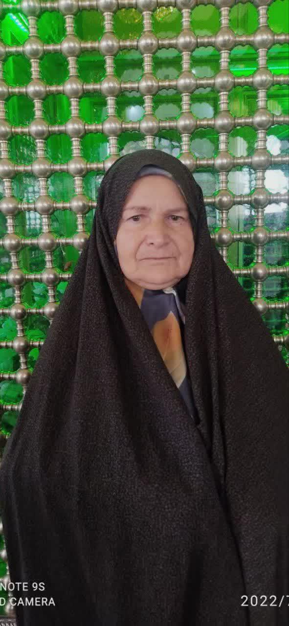فاطمه خراشادیزاده