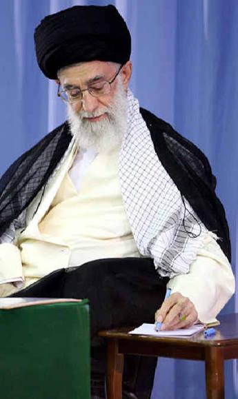 آیة‌الله العظمی؛ شهید سیدعلی حسینی خامنه‌ای