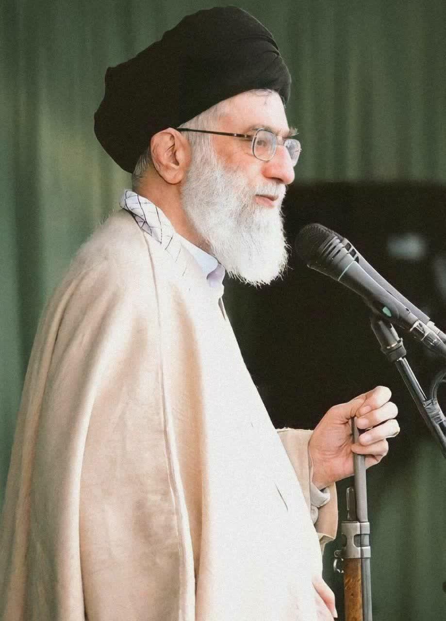 سید علی حسینی خامنه ای
