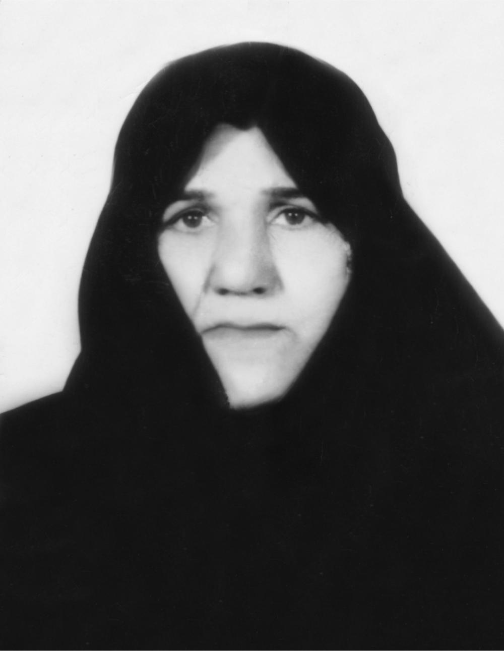 مرحومه سکینه چاکسری